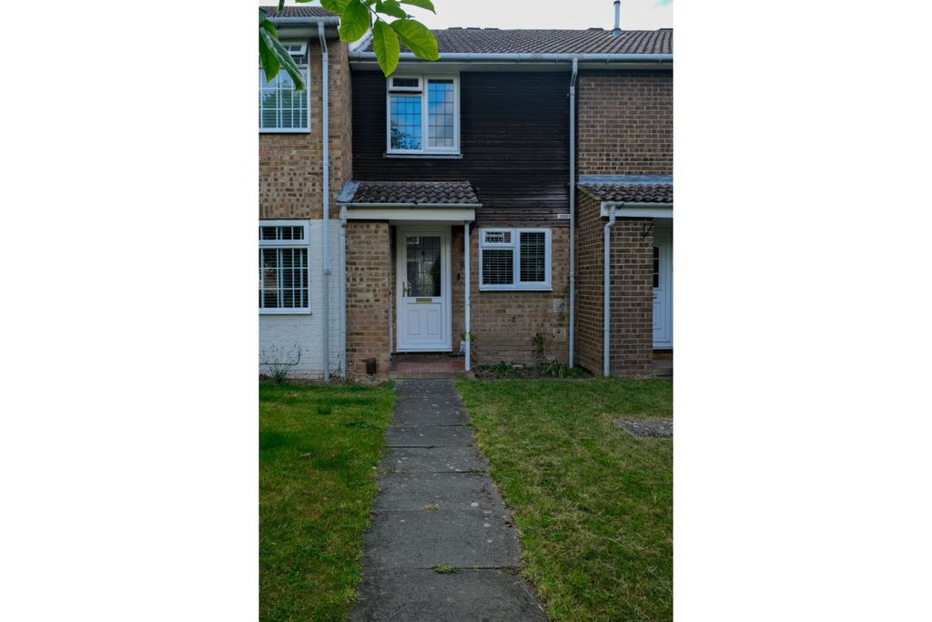 Property photo 1 of 12