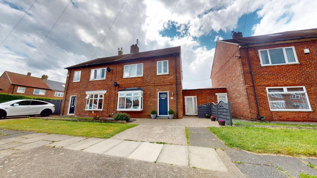 Property photo 1 of 28 5437510