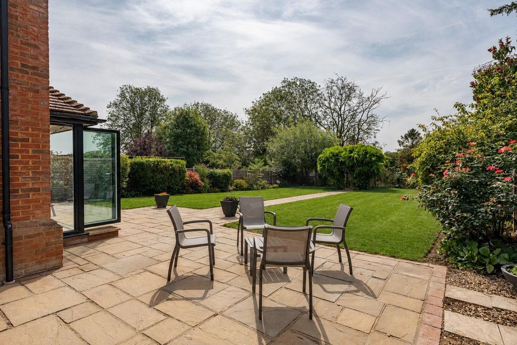 Property photo 2 of 25 External-14.Jpg