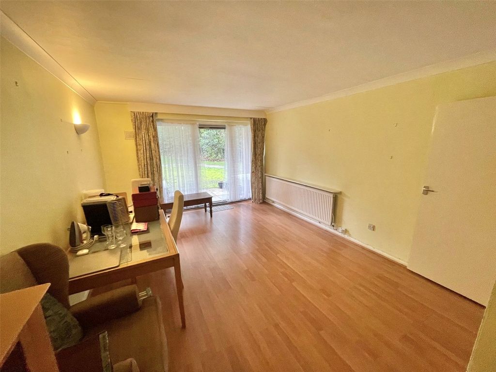 Property photo 2 of 10 Picture No. 05