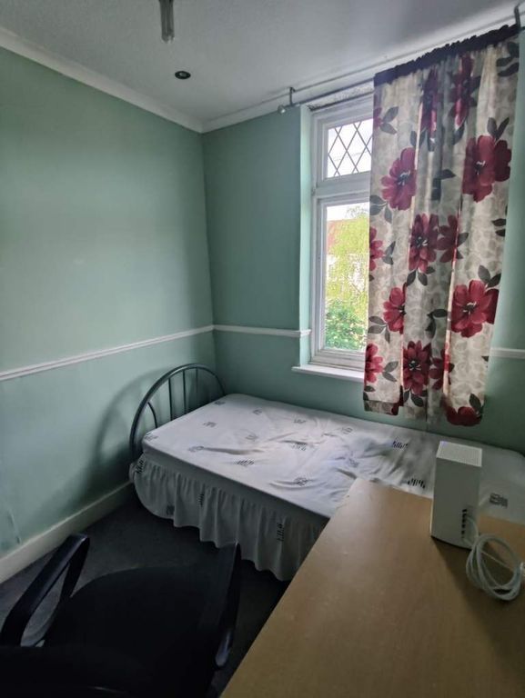 Property photo 1 of 3