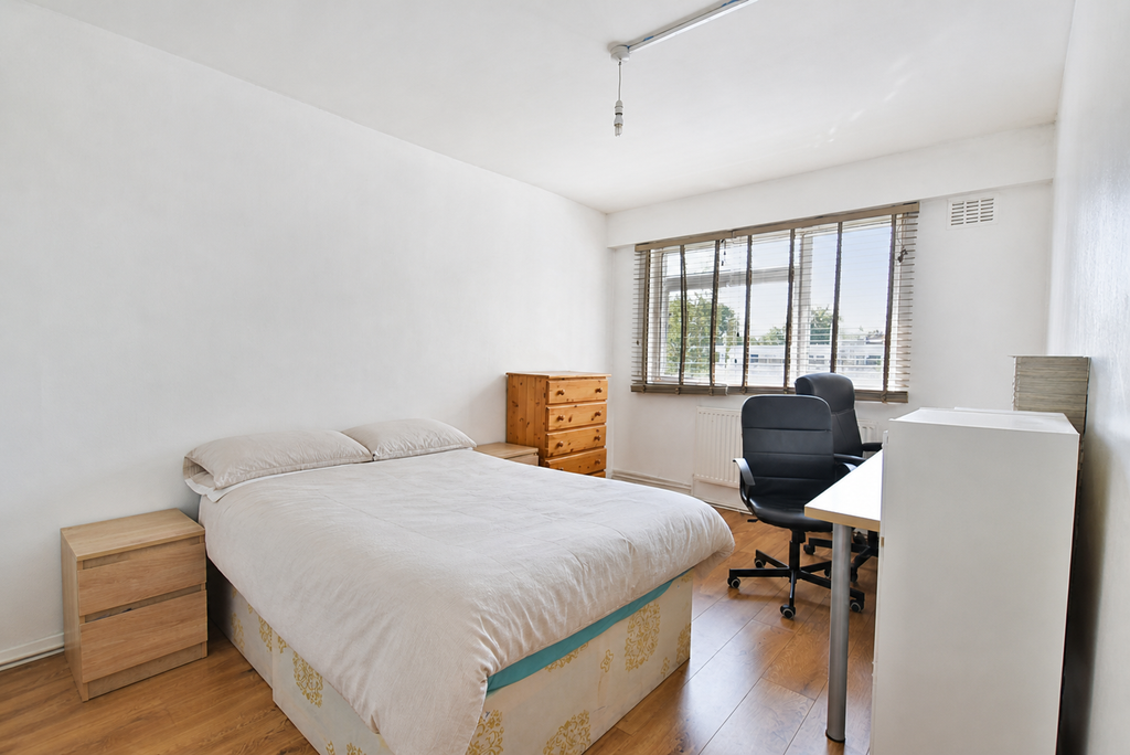 Property photo 3 of 7