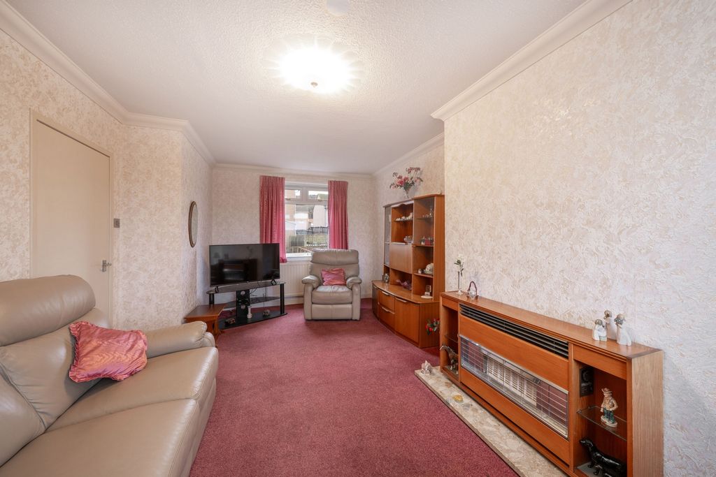 Property photo 3 of 23 Photo 11