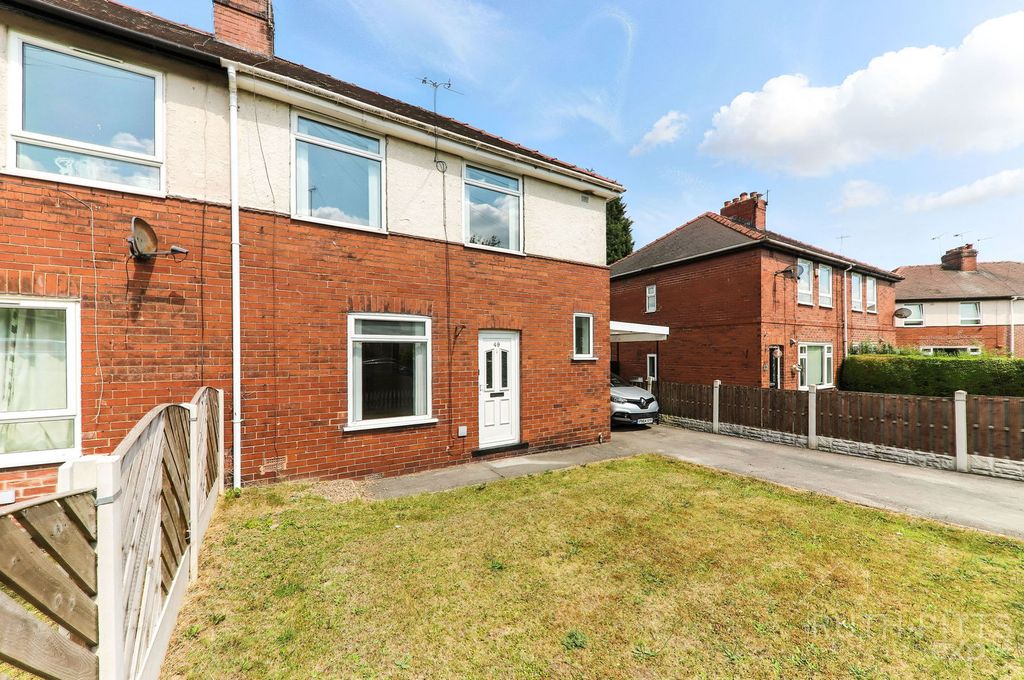 Property photo 3 of 35