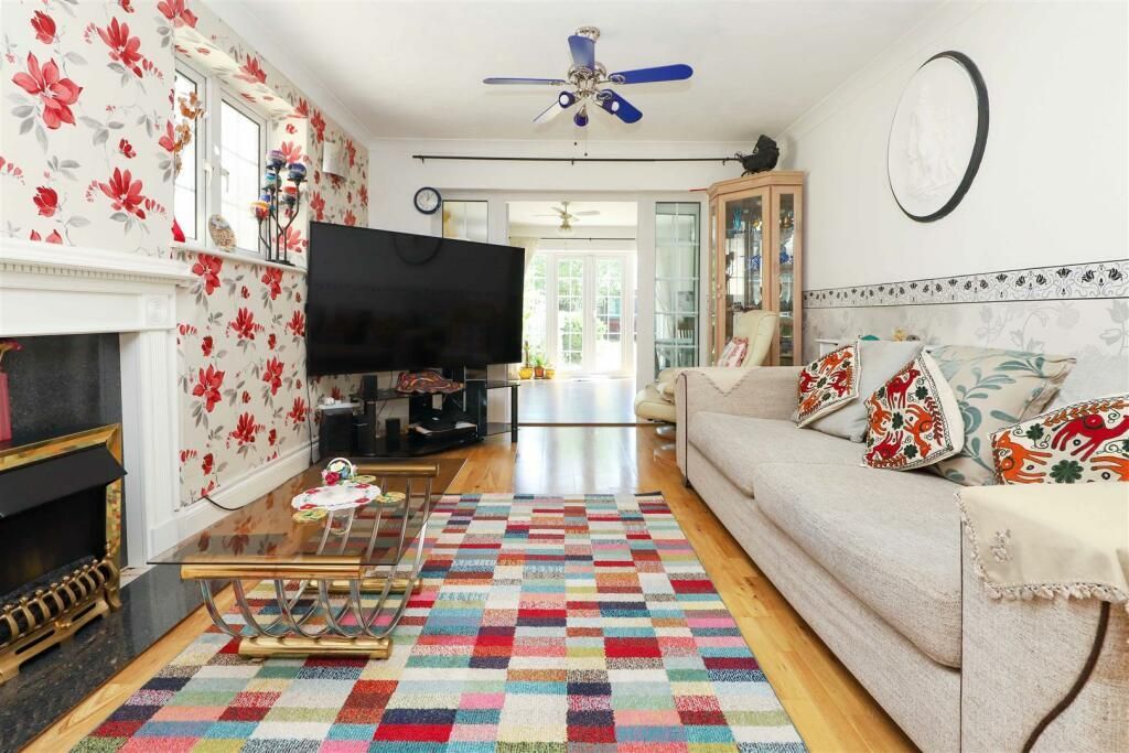 Property photo 3 of 18 36963_33082877_Img_05_0000.Jpeg