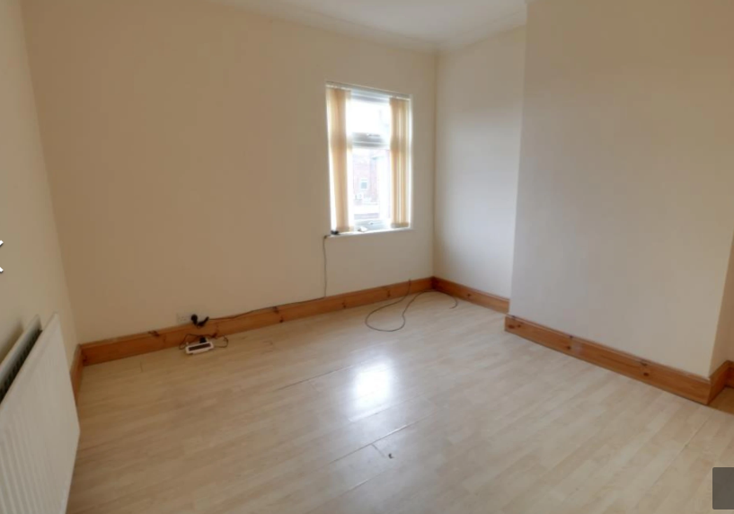 Property photo 1 of 8 Bedroom