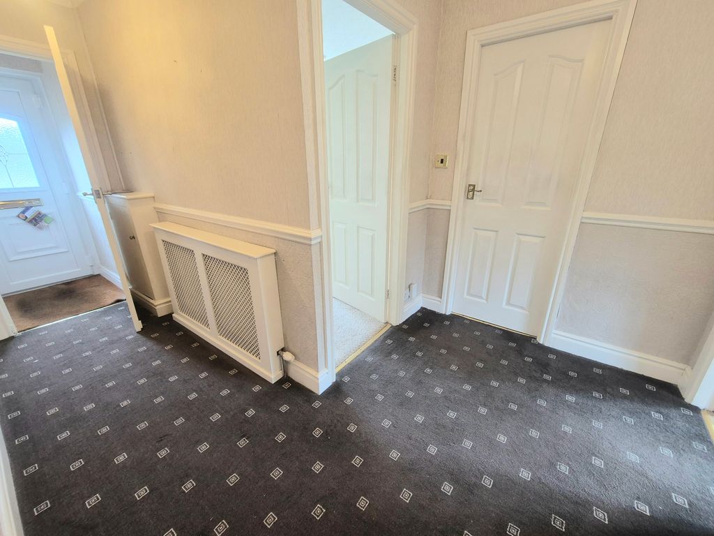 Property photo 3 of 3 Image