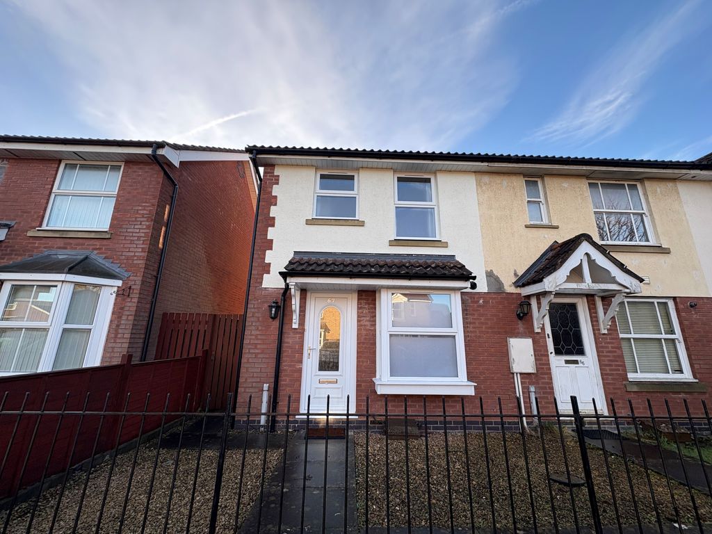 Property photo 1 of 9