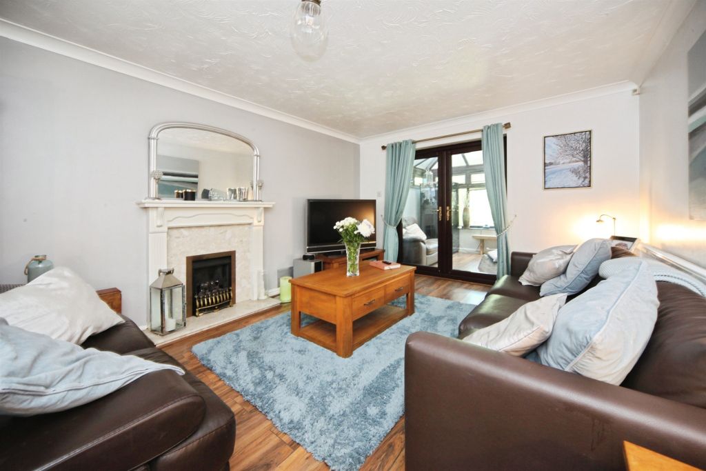 Property photo 3 of 19