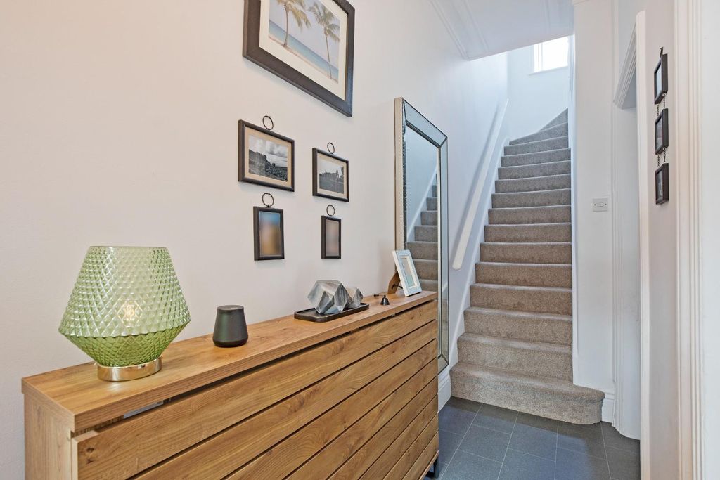 Property photo 3 of 27 Img_8410.Jpg