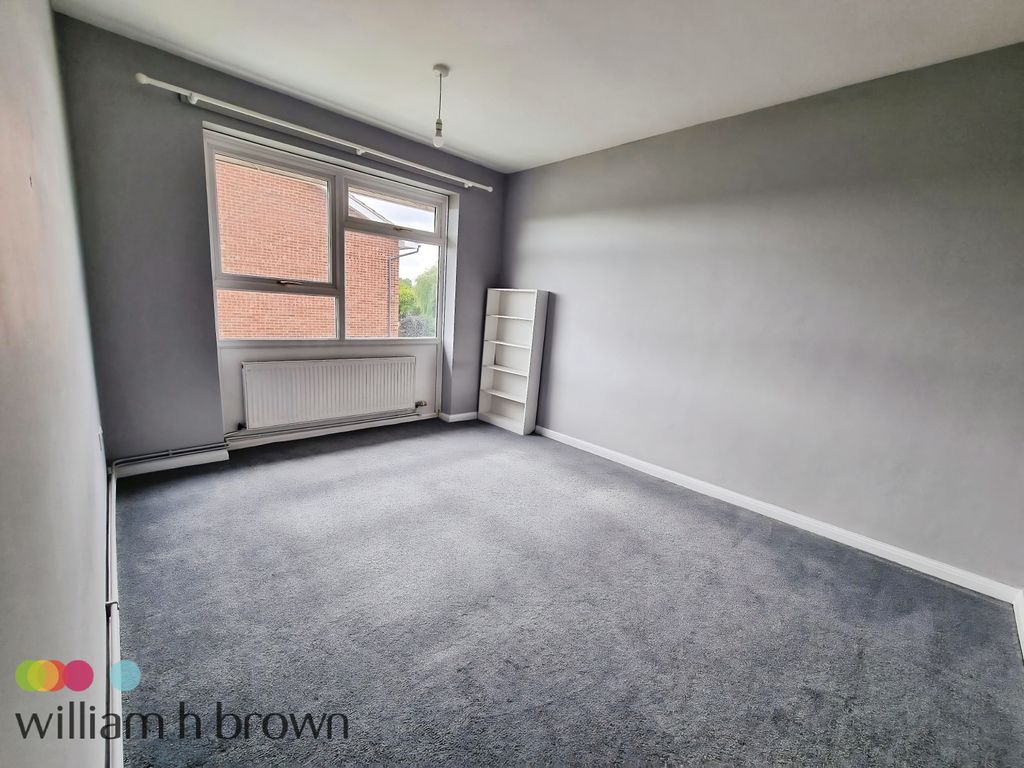 Property photo 3 of 11 Image