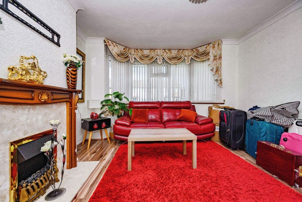 Property photo 2 of 13 Pbox-Img.Jpg