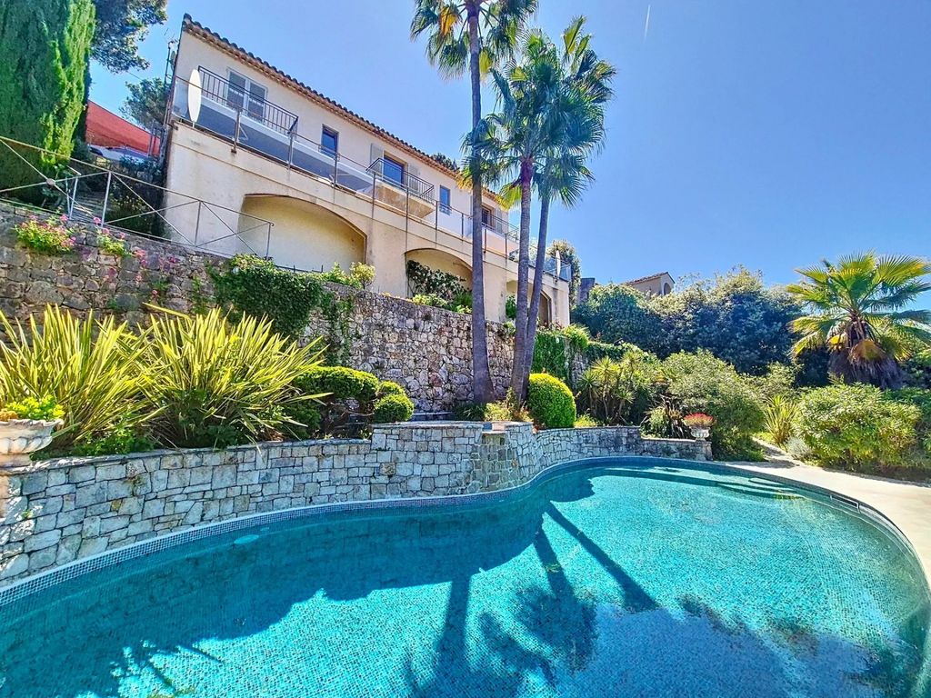 Property photo 1 of 24