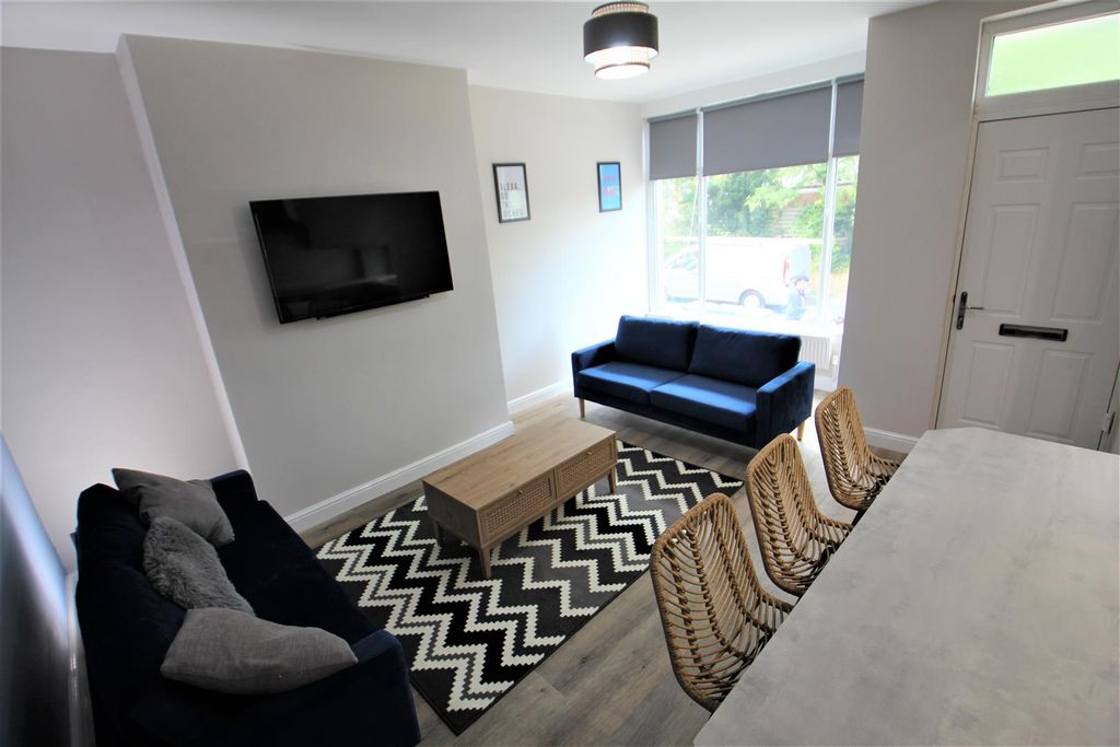Property photo 2 of 13 Img_0747.Jpg