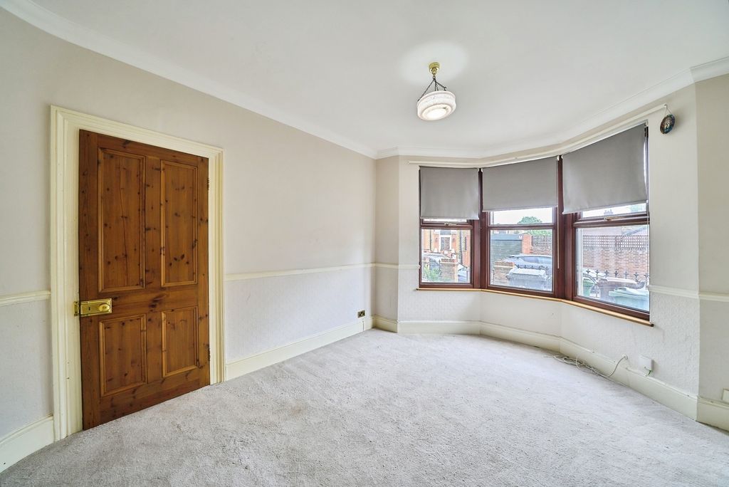 Property photo 3 of 20 Pbox-Img.Jpg