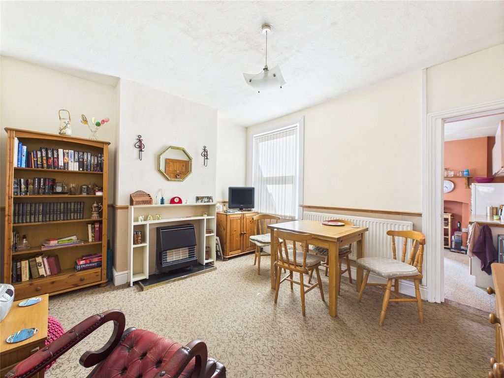 Property photo 2 of 15 Picture No. 70