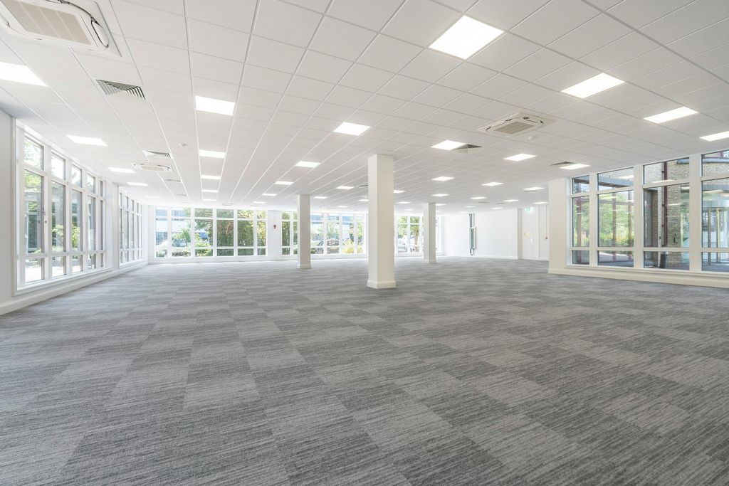 Property photo 2 of 12 Ground Floor