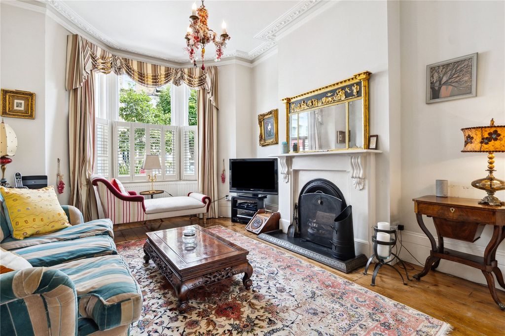Property photo 1 of 18 Picture No. 23
