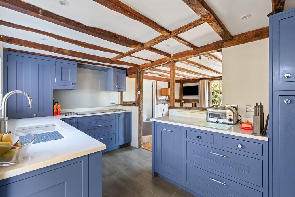 Property photo 3 of 46 4893144