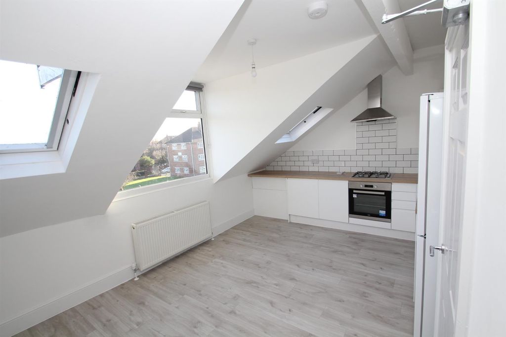 Property photo 2 of 6 Img_4032.Jpg