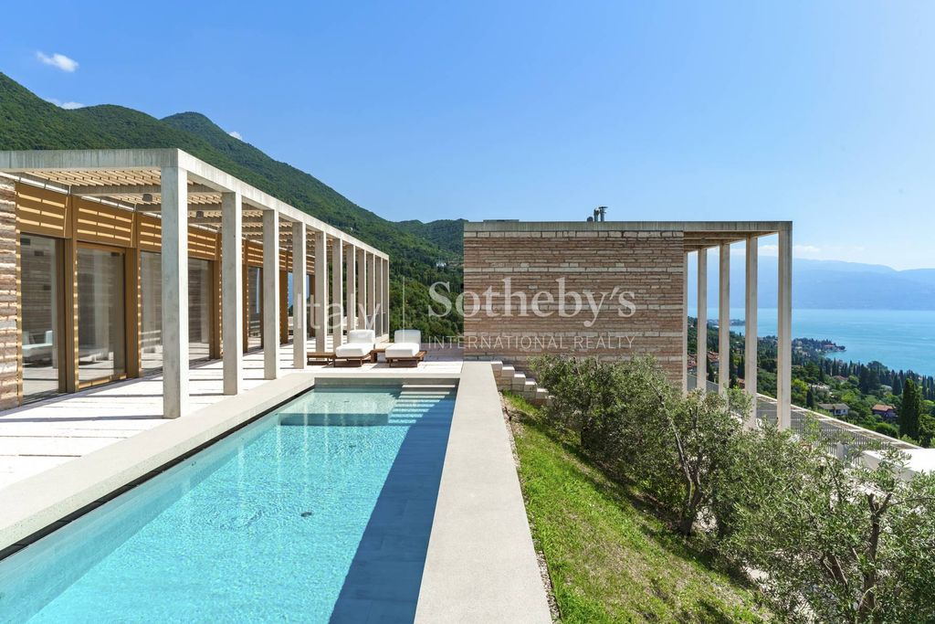 Property photo 3 of 35