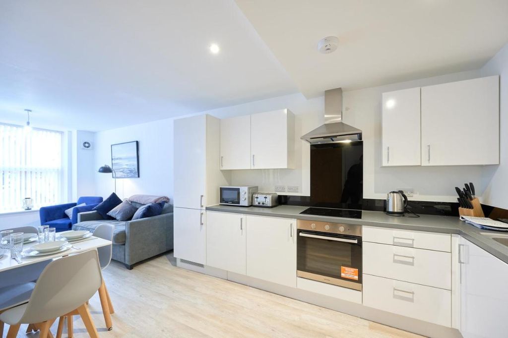 Property photo 1 of 6 6