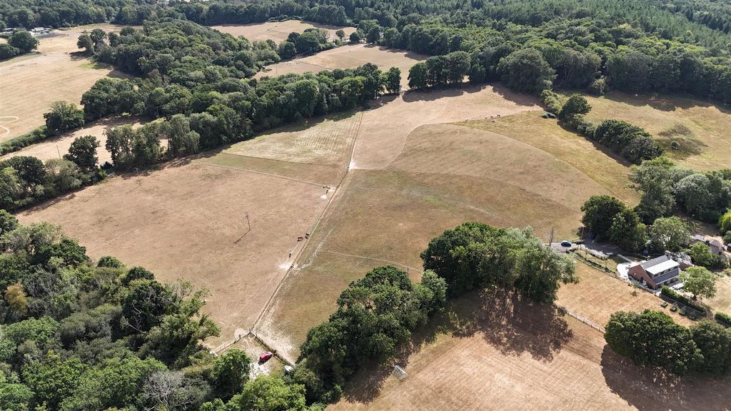 Property photo 2 of 8 Dji_20260805154551_0520_D.Jpg
