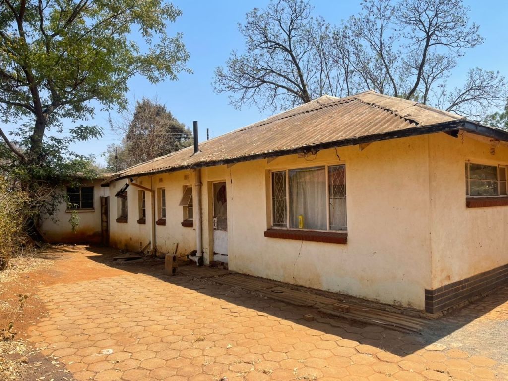 Property photo 2 of 4