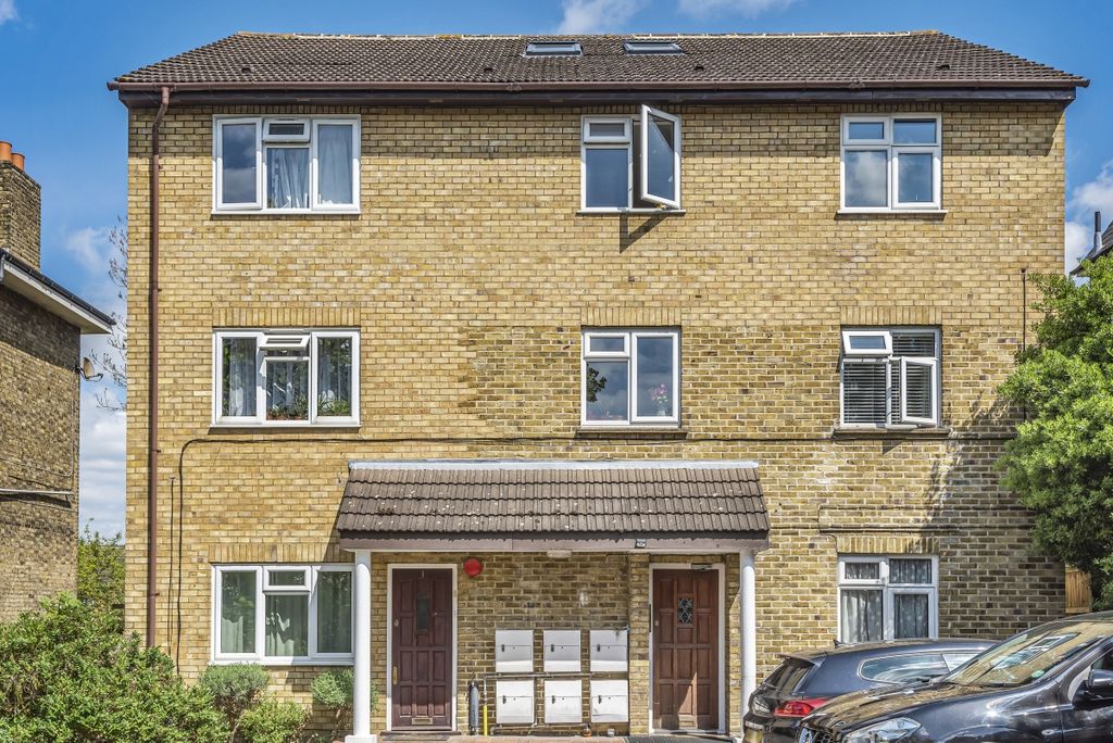 Property photo 1 of 5 844812 (1)