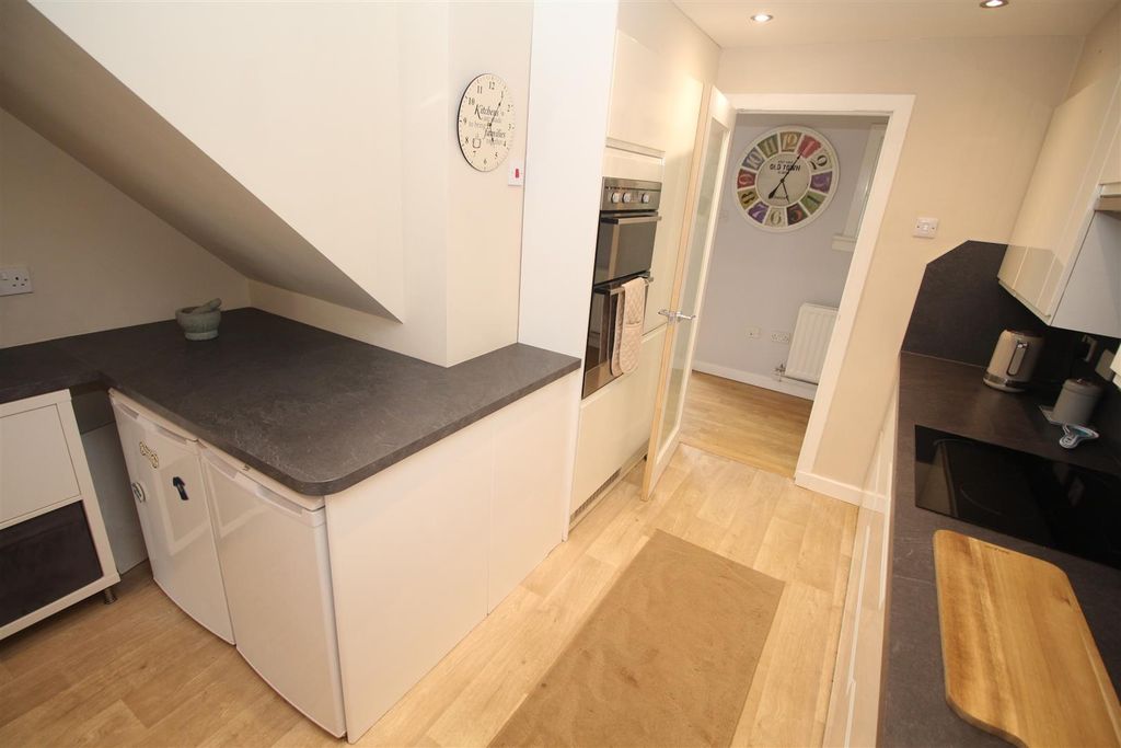 Additional image 26 of 4 bed terraced house for saleOronsay Avenue, Port Glasgow PA14