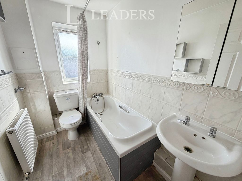 Property photo 3 of 9 Pbox-Img.Jpg