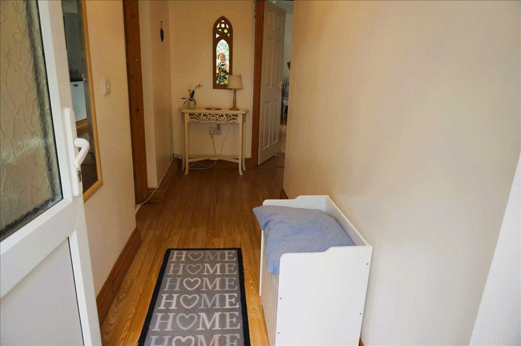 Property photo 3 of 26 Reception Hall :