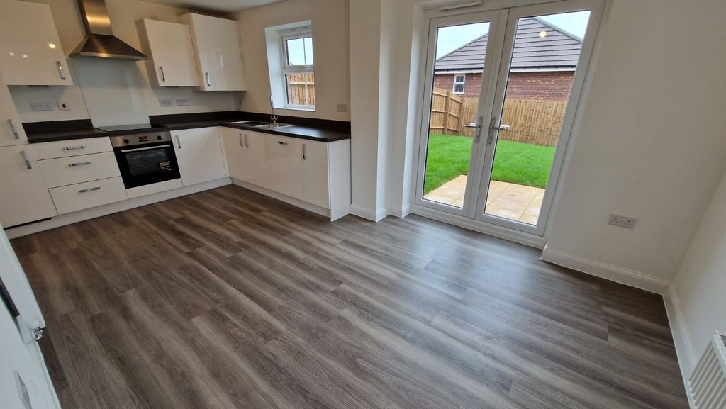 Property photo 2 of 17 Picture No. 08