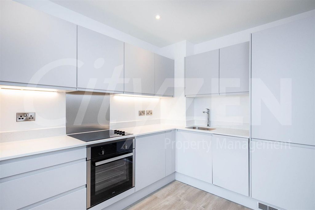 Property photo 2 of 22 Kitchen