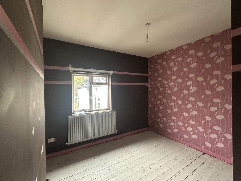 Property photo 3 of 8 Img_0885.Jpg