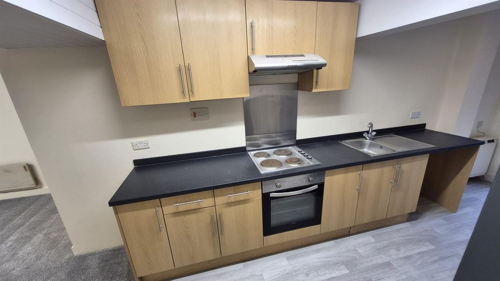Property photo 2 of 10 1-17Ds Kitchen 1.Jpeg