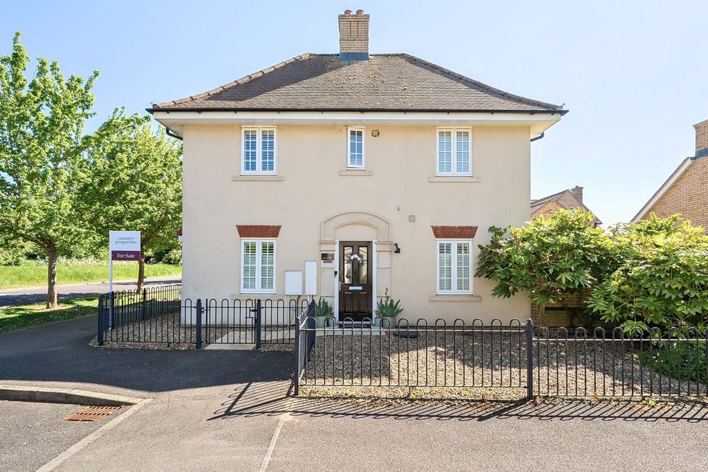 Property photo 1 of 24