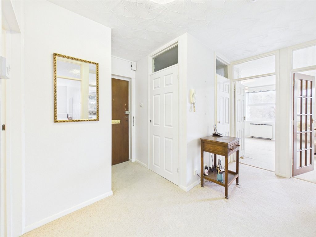 Property photo 3 of 12 Picture No. 10