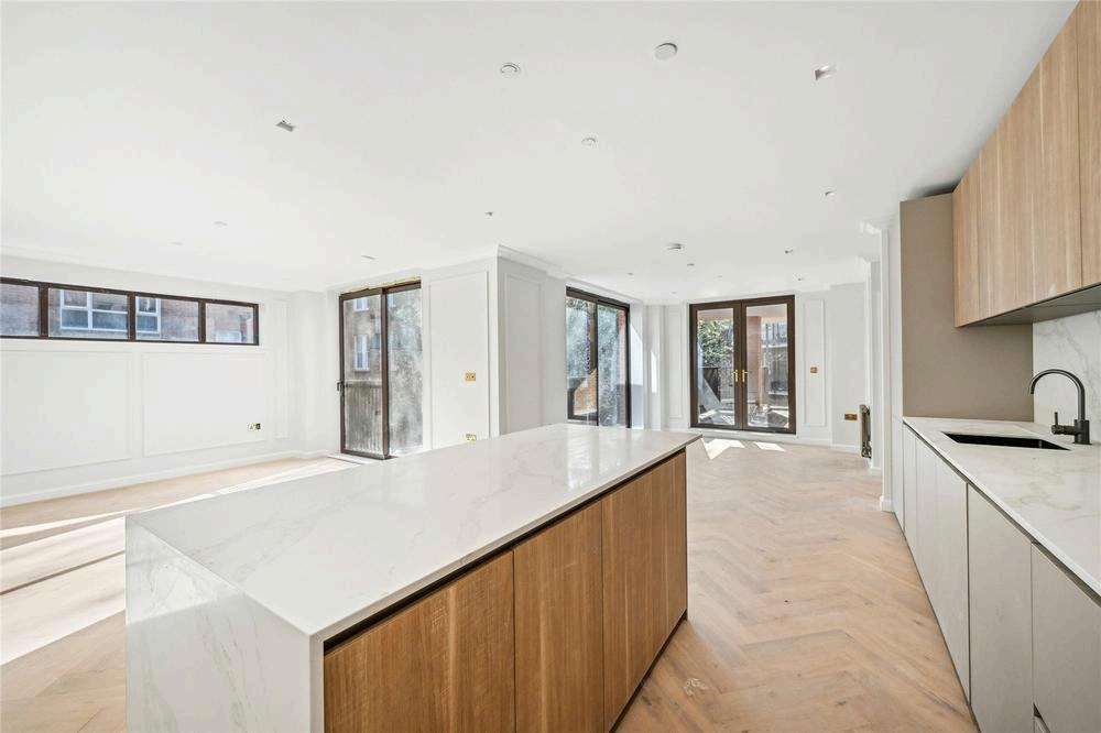 Property photo 3 of 13 Picture No. 11