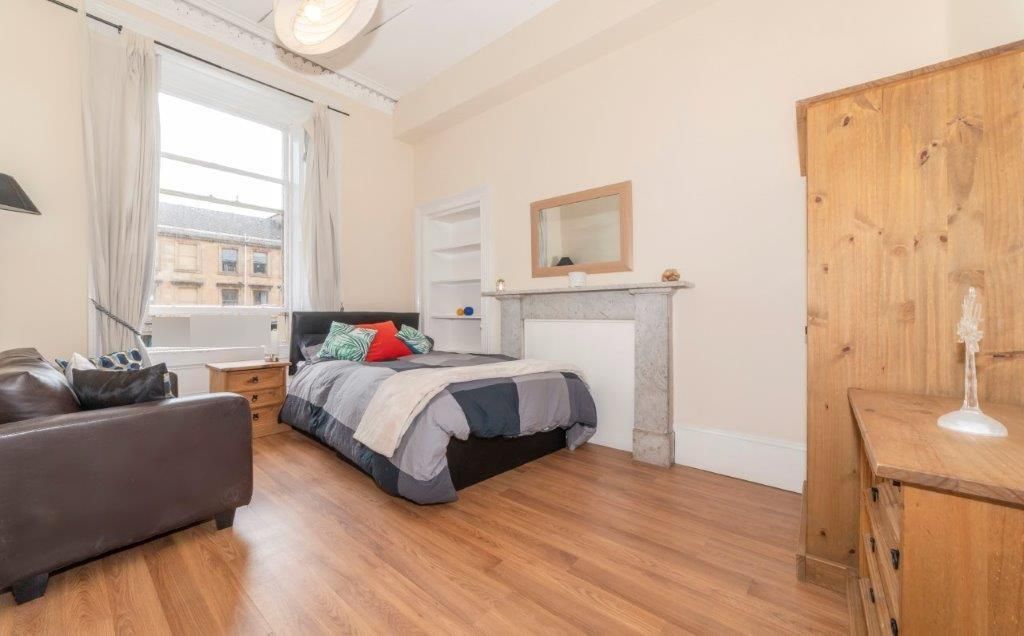 Property photo 1 of 9 Photo 0