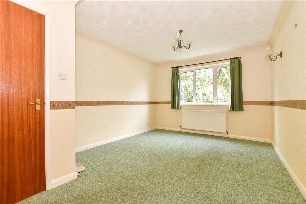 Property photo 2 of 8 Lounge/ Dining Room