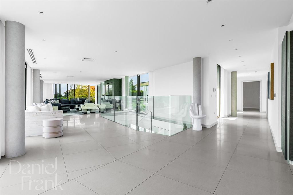 Additional image 9 of 5 bed detached house for saleLake View, Gaynes Park, Epping CM16