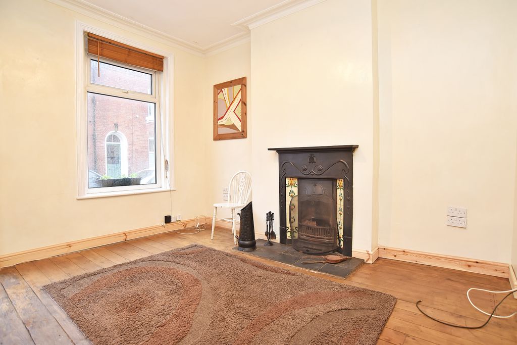 Property photo 2 of 13