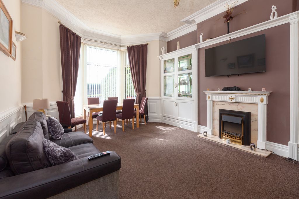 Property photo 3 of 24
