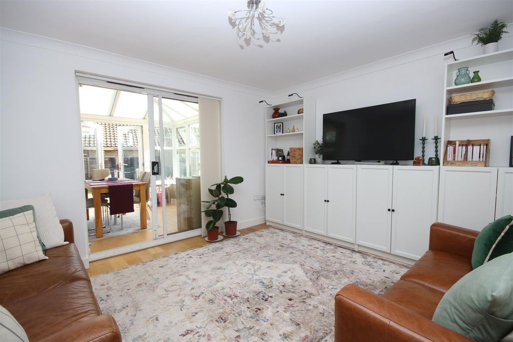 Property photo 2 of 14 Img_8459.Jpg