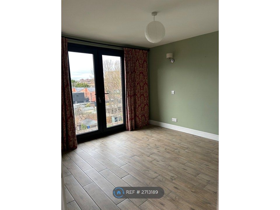 Property photo 3 of 3