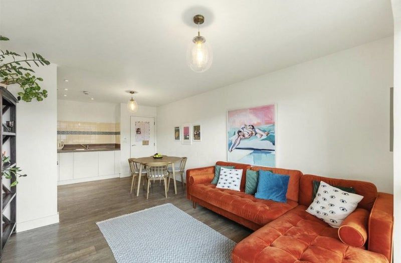 Property photo 2 of 7 Photo 1