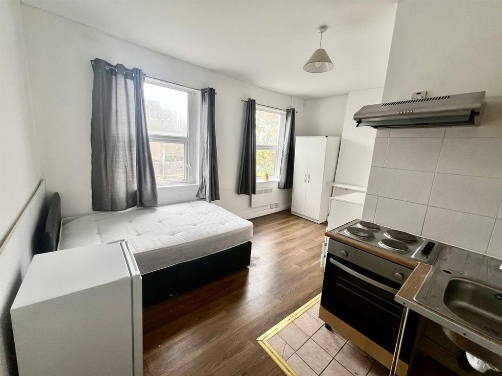 Property photo 3 of 5 Img_8978.Jpg