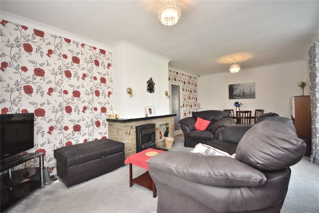 Property photo 2 of 17 Picture No. 10