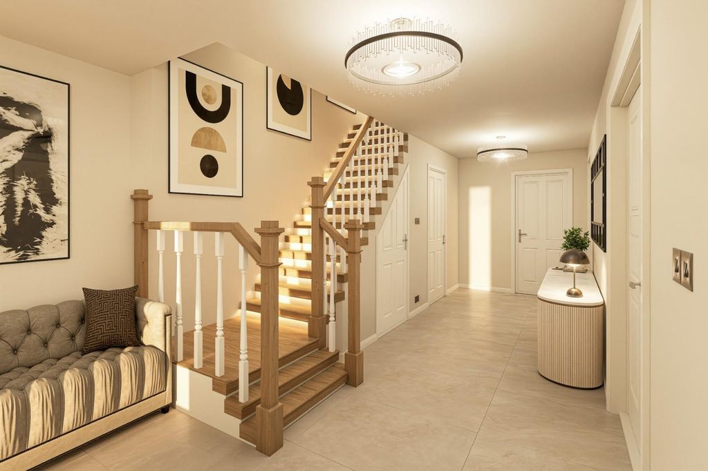 Property photo 2 of 10 Hallway